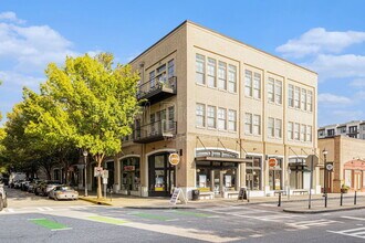 925 Garrett St in Atlanta, GA - Foto de edificio - Building Photo
