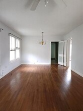 910 E 13th St in Austin, TX - Building Photo - Building Photo