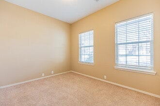 648 Rooster Run in Schertz, TX - Building Photo - Building Photo