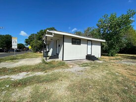 4090 Usan St in Beaumont, TX - Building Photo
