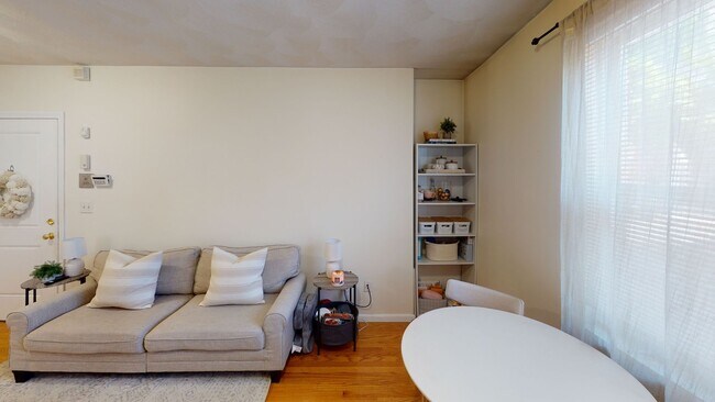 52 Brooks St in Boston, MA - Building Photo - Building Photo