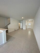 10175 Trumpet Honeysuckle Wy in San Antonio, FL - Building Photo - Building Photo