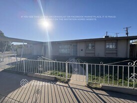 5501 W Heatherbrae Dr in Phoenix, AZ - Building Photo