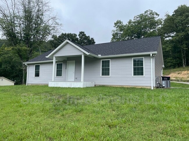 property at 1386 Louisville Hwy