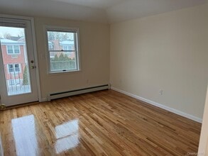 42-04 218th St in Queens, NY - Building Photo - Building Photo