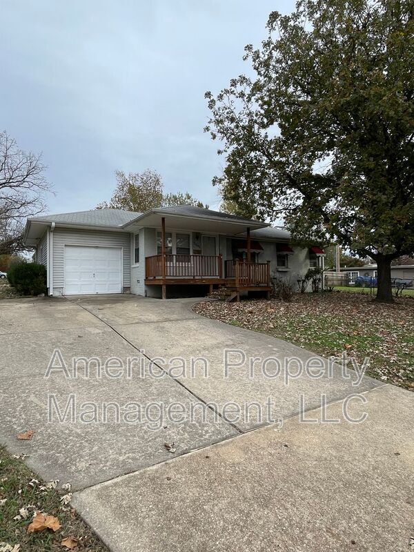 2505 S Quebec Ave in Tulsa, OK - Building Photo - Building Photo