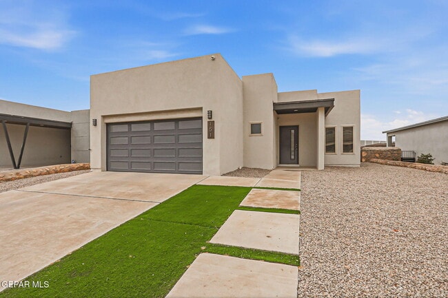 151 N Halstead Dr in Horizon City, TX - Building Photo - Building Photo