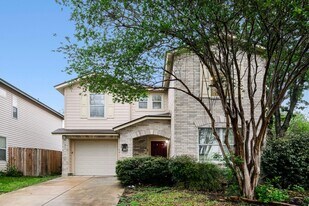 34 Basin Elm in San Antonio, TX - Building Photo