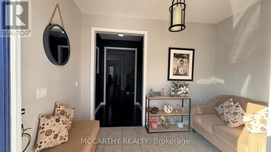 124 Johnson Dr in Shelburne, ON - Building Photo - Building Photo