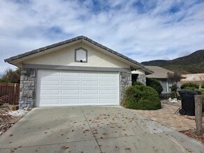 5736 N Crescent St in San Bernardino, CA - Building Photo - Building Photo