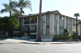 1150 N Maryland Ave in Glendale, CA - Building Photo - Building Photo