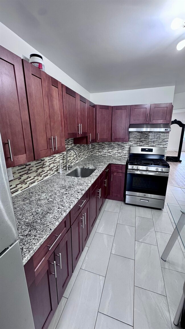1268 John F. Kennedy Blvd in Bayonne, NJ - Building Photo - Building Photo