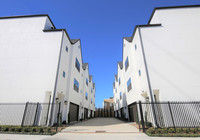 4602-4616 Chartres St in Houston, TX - Building Photo - Building Photo