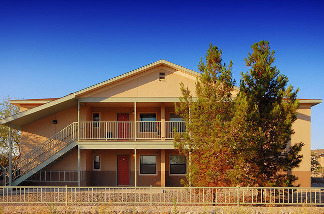 Cimmaron I Apartments in Anthony, NM - Foto de edificio - Building Photo