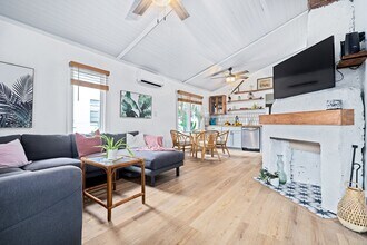 511 41st Ave S in St. Petersburg, FL - Foto de edificio - Building Photo