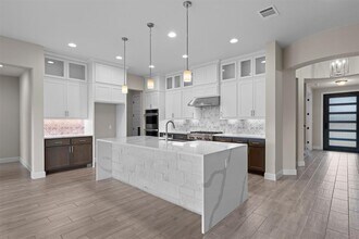 305 Miranda Wy in Georgetown, TX - Building Photo - Building Photo