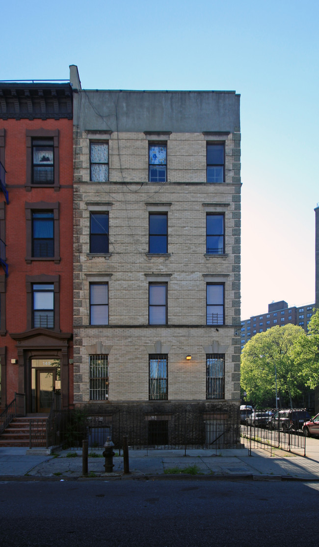 147 Marcus Garvey Blvd in Brooklyn, NY - Building Photo - Building Photo