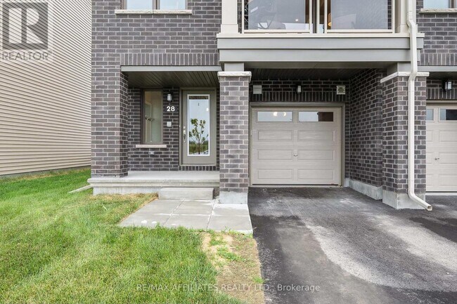 28 Verglas Ln. in Ottawa, ON - Building Photo - Building Photo