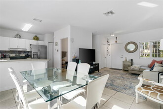 849 SW 148th Pl in Miami, FL - Building Photo - Building Photo