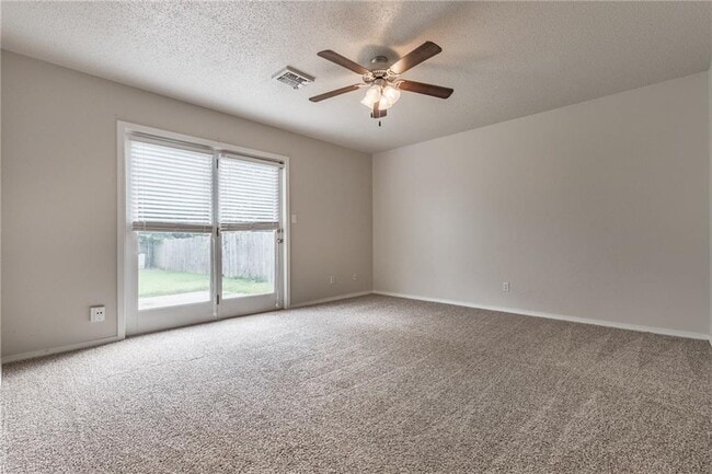 9 Shirley Ln in Edmond, OK - Building Photo - Building Photo