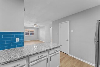 9609 18th Bay St-Unit -1 in Norfolk, VA - Building Photo - Building Photo