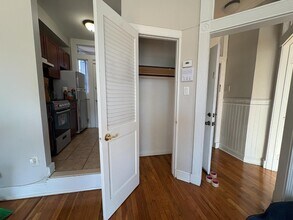 100 Wayne St in Jersey City, NJ - Building Photo - Building Photo