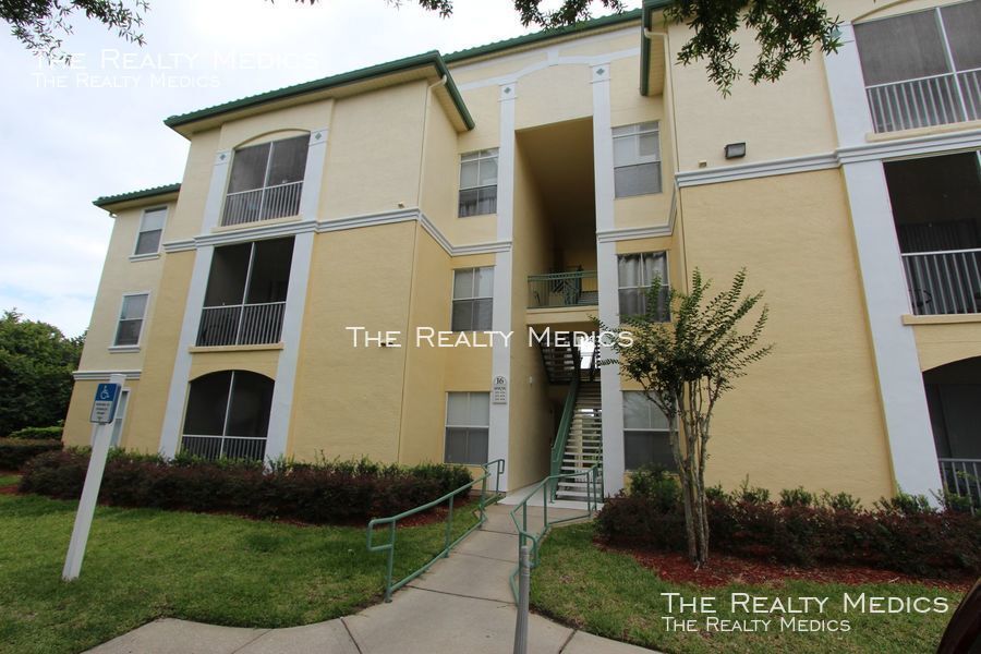 8908 Legacy Ct-Unit -Unit 303 in Kissimmee, FL - Building Photo