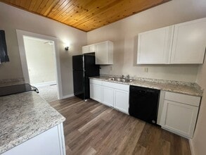 414 N 3rd St in Marshalltown, IA - Building Photo - Building Photo