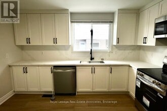 246 Marlborough St in Brantford, ON - Building Photo - Building Photo