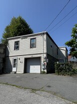 155 Thomas St in Woonsocket, RI - Building Photo
