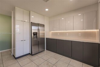 2235 SE 6th Ct in Homestead, FL - Foto de edificio - Building Photo