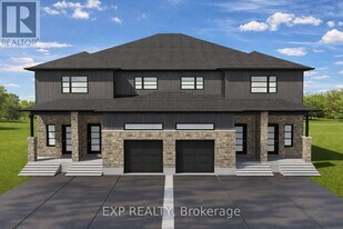 480 Falcon Ln in Russell, ON - Building Photo