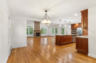 37 Oldham Rd in Arlington, MA - Building Photo - Building Photo