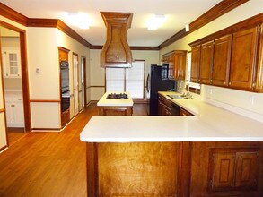 1302 Hadaway Trail NE in Lawrenceville, GA - Building Photo - Building Photo
