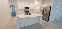 34781 Kircher Dr in Zephyrhills, FL - Building Photo - Building Photo