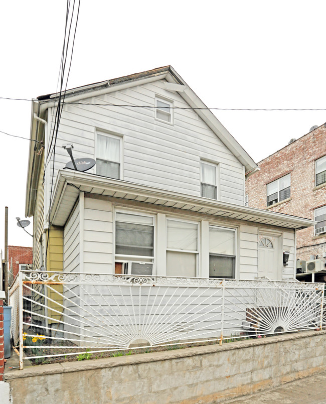 10379 52nd Ave in Corona, NY - Building Photo - Building Photo