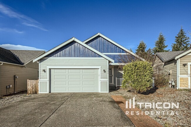 19906 100th Ave Ct E in Graham, WA - Building Photo - Building Photo