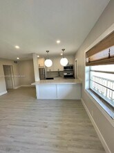 2418 Polk St in Hollywood, FL - Building Photo - Building Photo