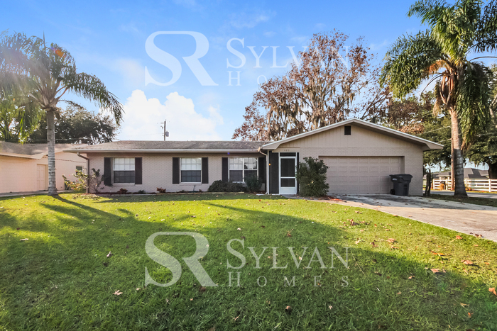 425 Cypress Cove in Winter Haven, FL - Building Photo