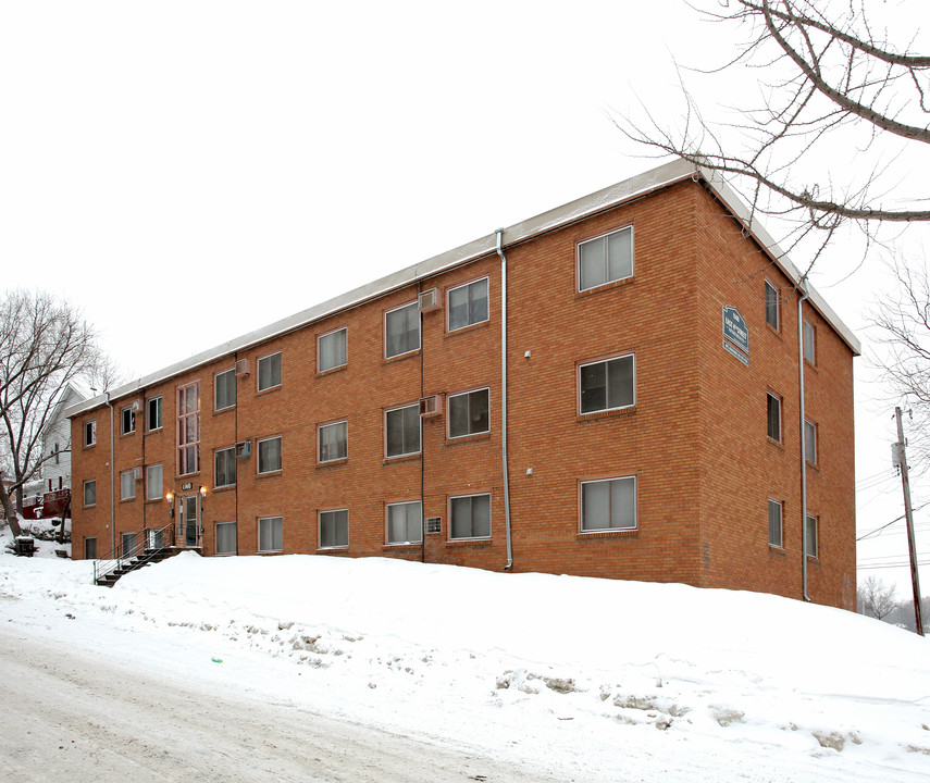 East 4th Street Apartments in St. Paul, MN - Building Photo