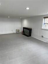 4 Mountain Ct, Unit 4 in Haverstraw, NY - Building Photo - Building Photo
