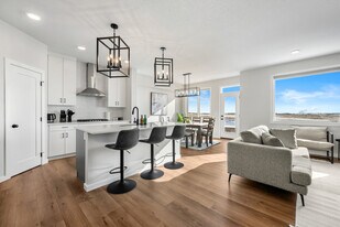 80 Lewisburg Cl NE in Calgary, AB - Building Photo