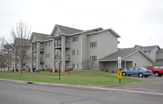 Heartland Point, LLC in Becker, MN - Foto de edificio - Building Photo