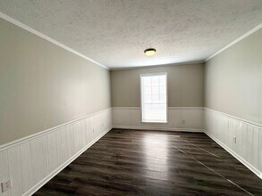 84 Hickory Hills Dr in Jackson, TN - Foto de edificio - Building Photo