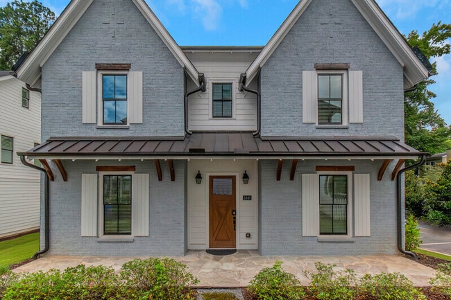 property at 1840 Commons Cir
