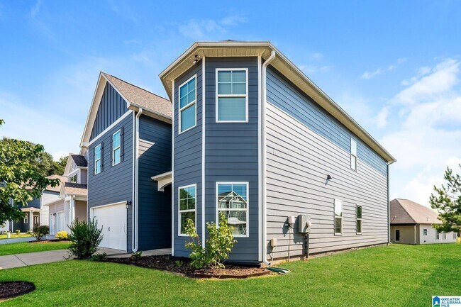 9969 Hunter Pl in Warrior, AL - Building Photo - Building Photo