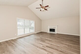 5965 Tallant Dr, Unit 501 in Sugar Hill, GA - Building Photo - Building Photo