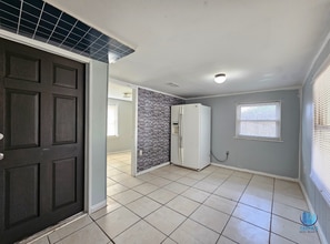402 Arizona Ave in Lakeland, FL - Building Photo - Building Photo
