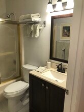 110 Spring Lake Ct in Vero Beach, FL - Foto de edificio - Building Photo