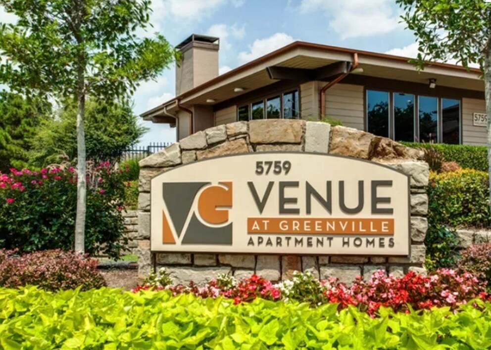 The Venue at Greenville in Dallas, TX - Building Photo